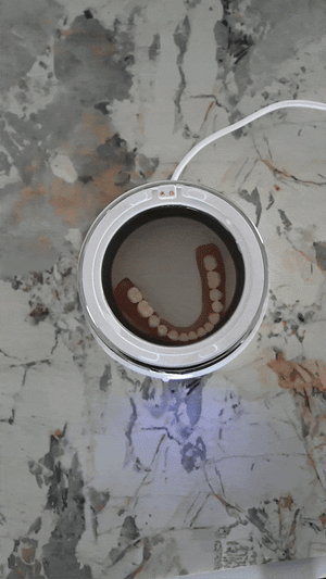 4. Close the UV-C Lid